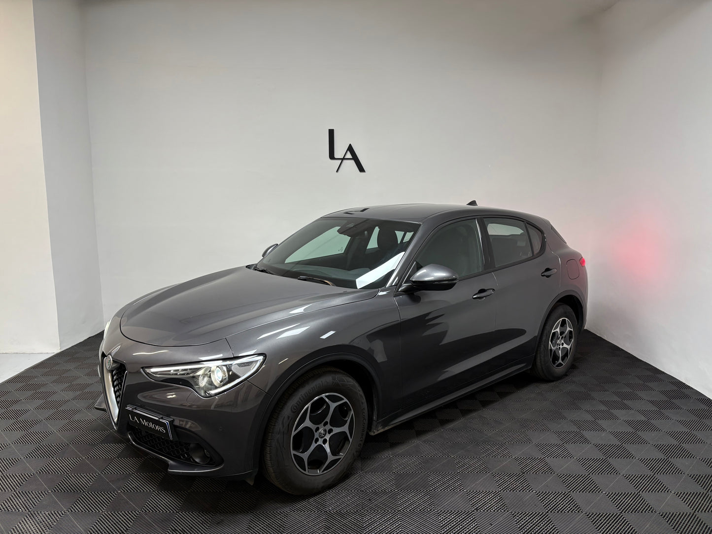Alfa Romeo Stelvio N1 160cv RWD