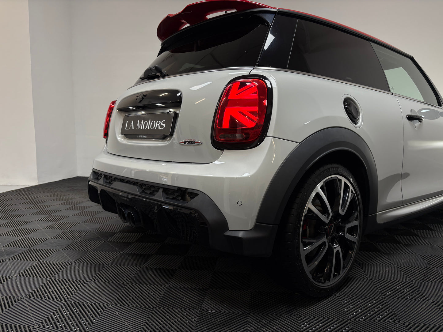 MINI Jhon Cooper Works 231cv