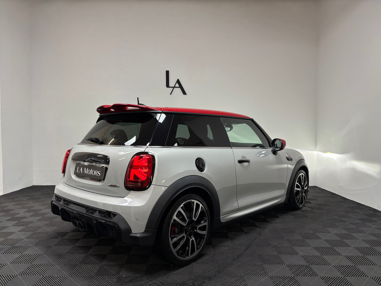 MINI Jhon Cooper Works 231cv