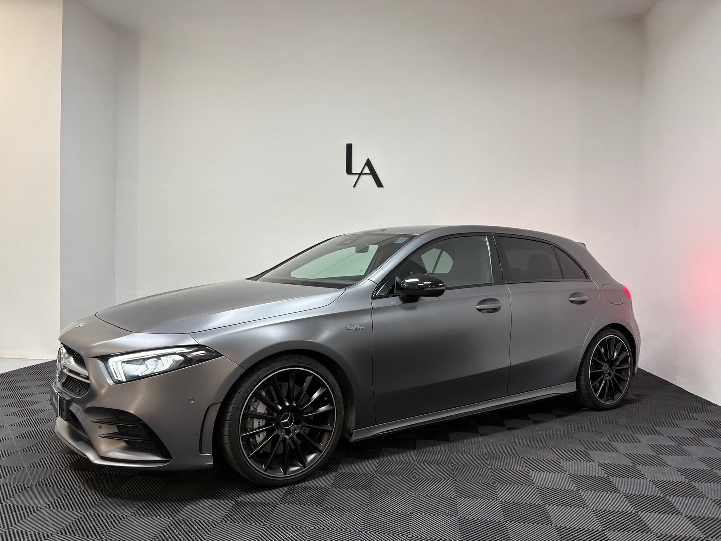 Mercedes Benz A35 AMG Race Edition 306cv