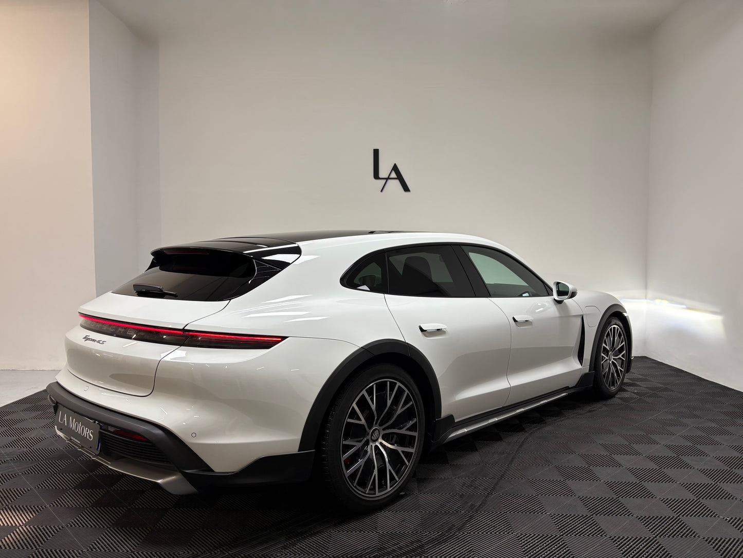 Porsche Taycan 4s