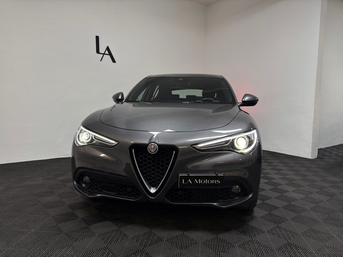 Alfa Romeo Stelvio N1 160cv RWD