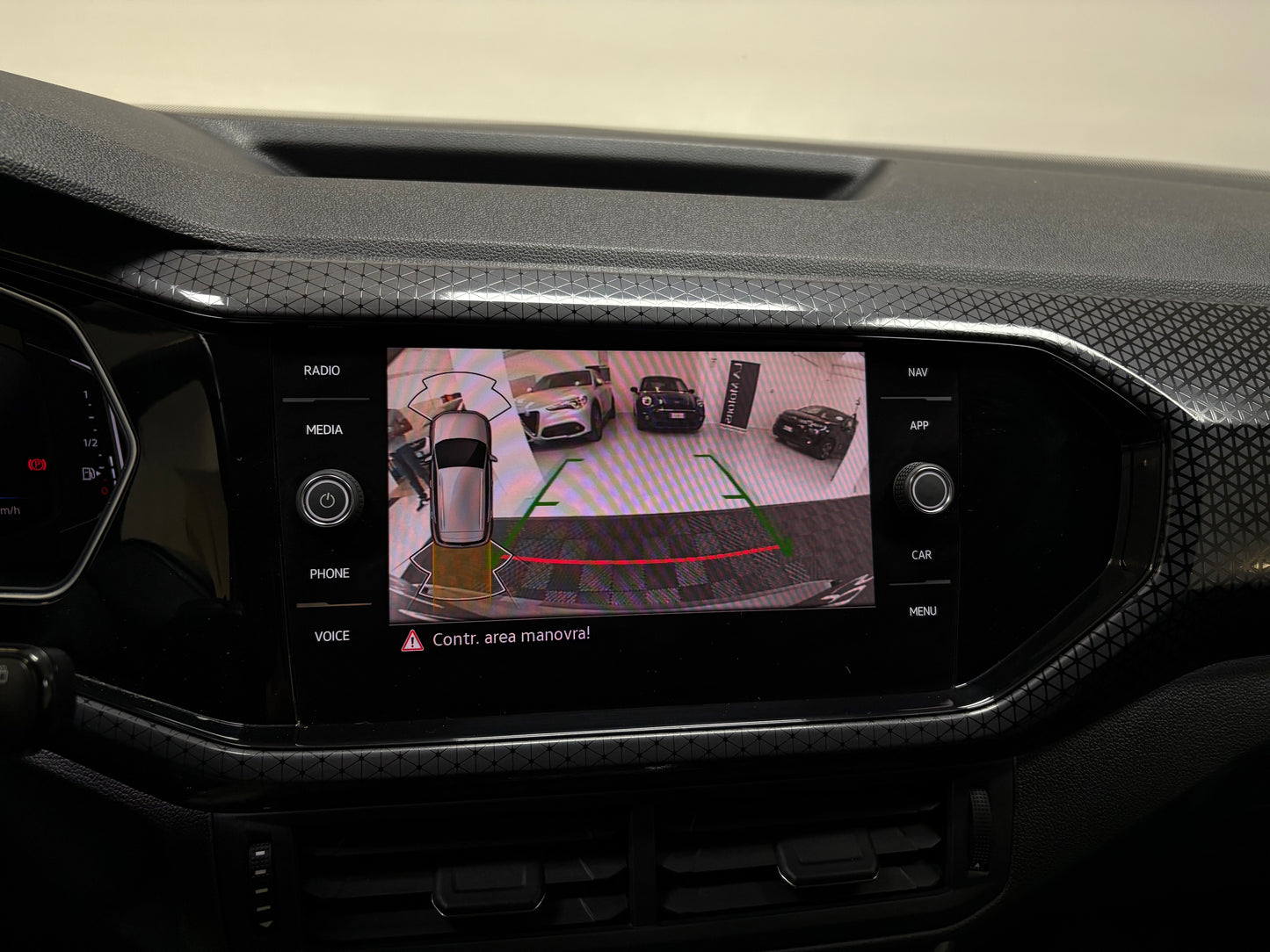 VOLKSWAGEN T-CROSS Advanced 110cv