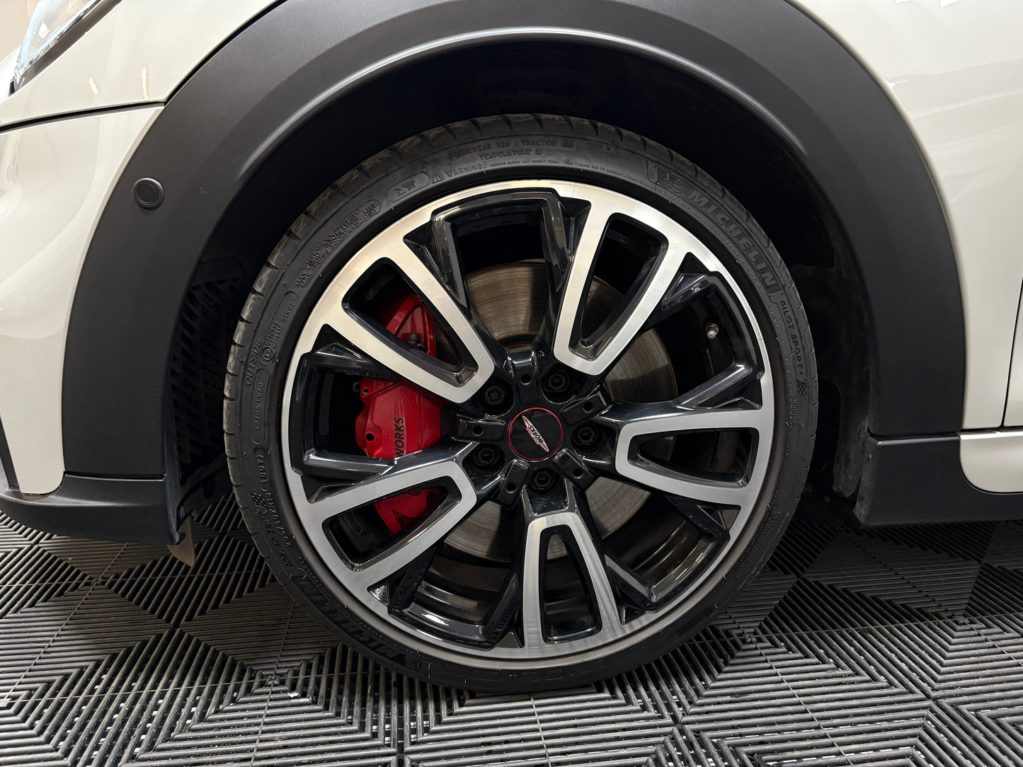 MINI Jhon Cooper Works 231cv