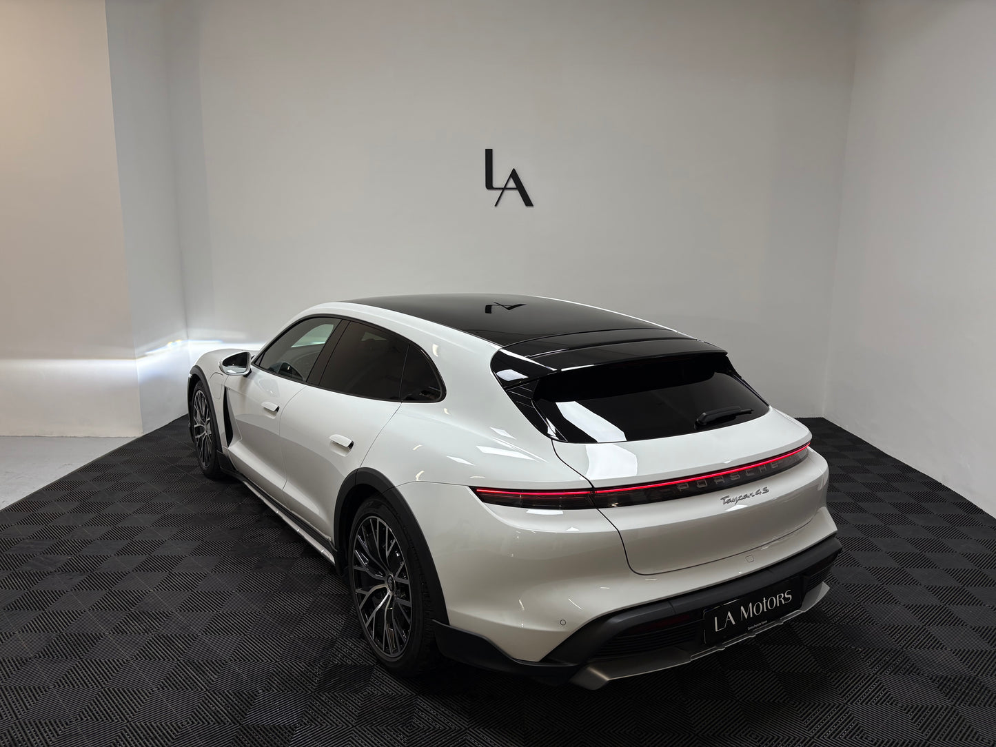 Porsche Taycan 4s