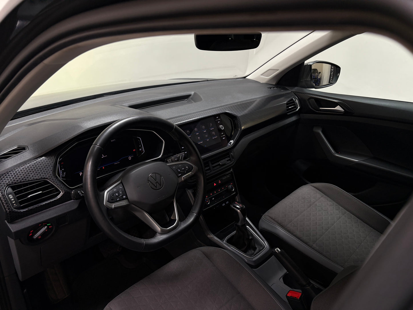 VOLKSWAGEN T-CROSS Advanced 110cv