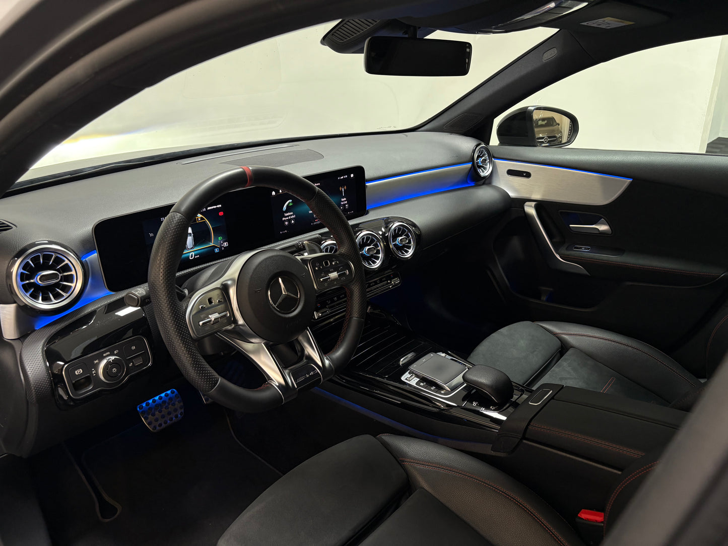 Mercedes Benz A35 AMG Race Edition 306cv