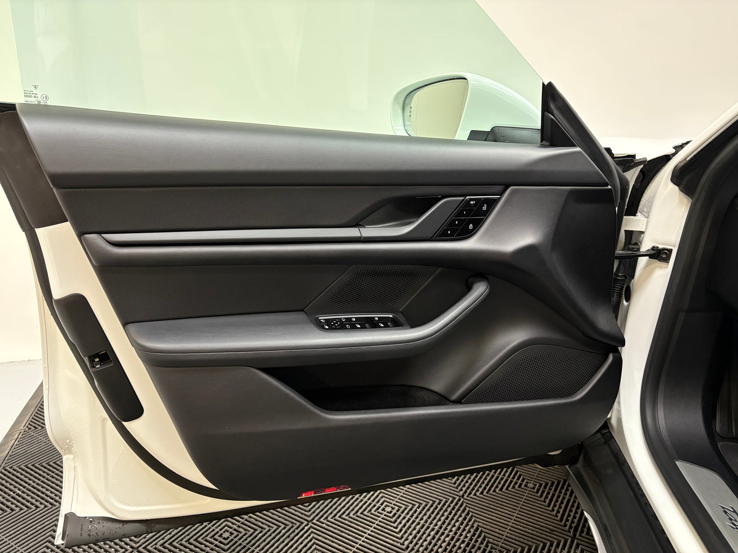 Porsche Taycan 4s