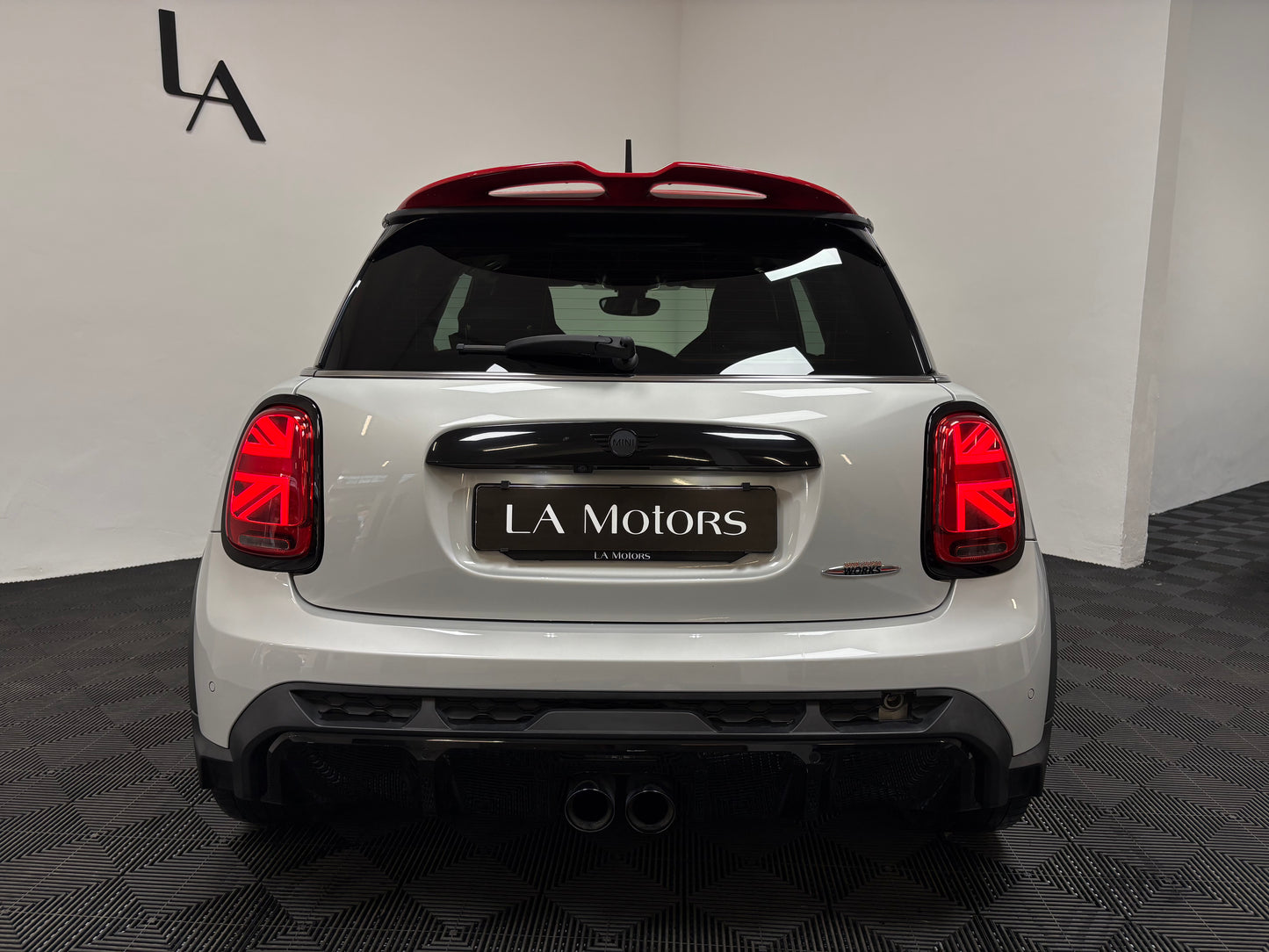 MINI Jhon Cooper Works 231cv