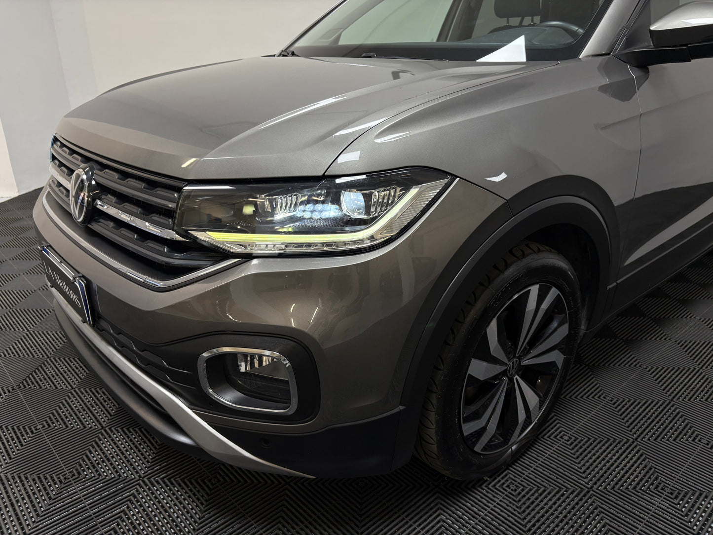 VOLKSWAGEN T-CROSS Advanced 110cv