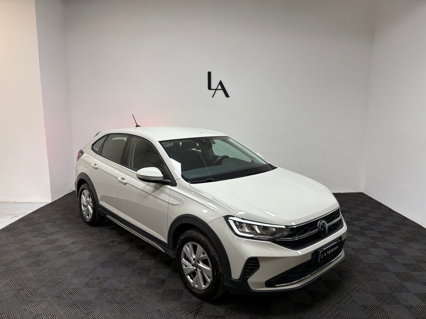 Volkswagen Taigo 1.0 TSI DSG 110cv