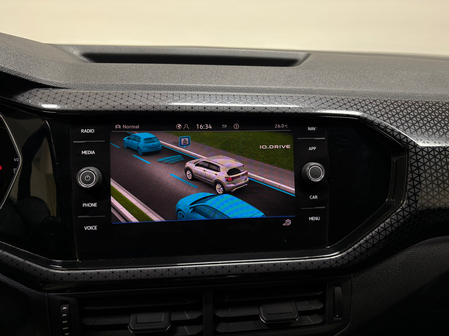 VOLKSWAGEN T-CROSS Advanced 110cv