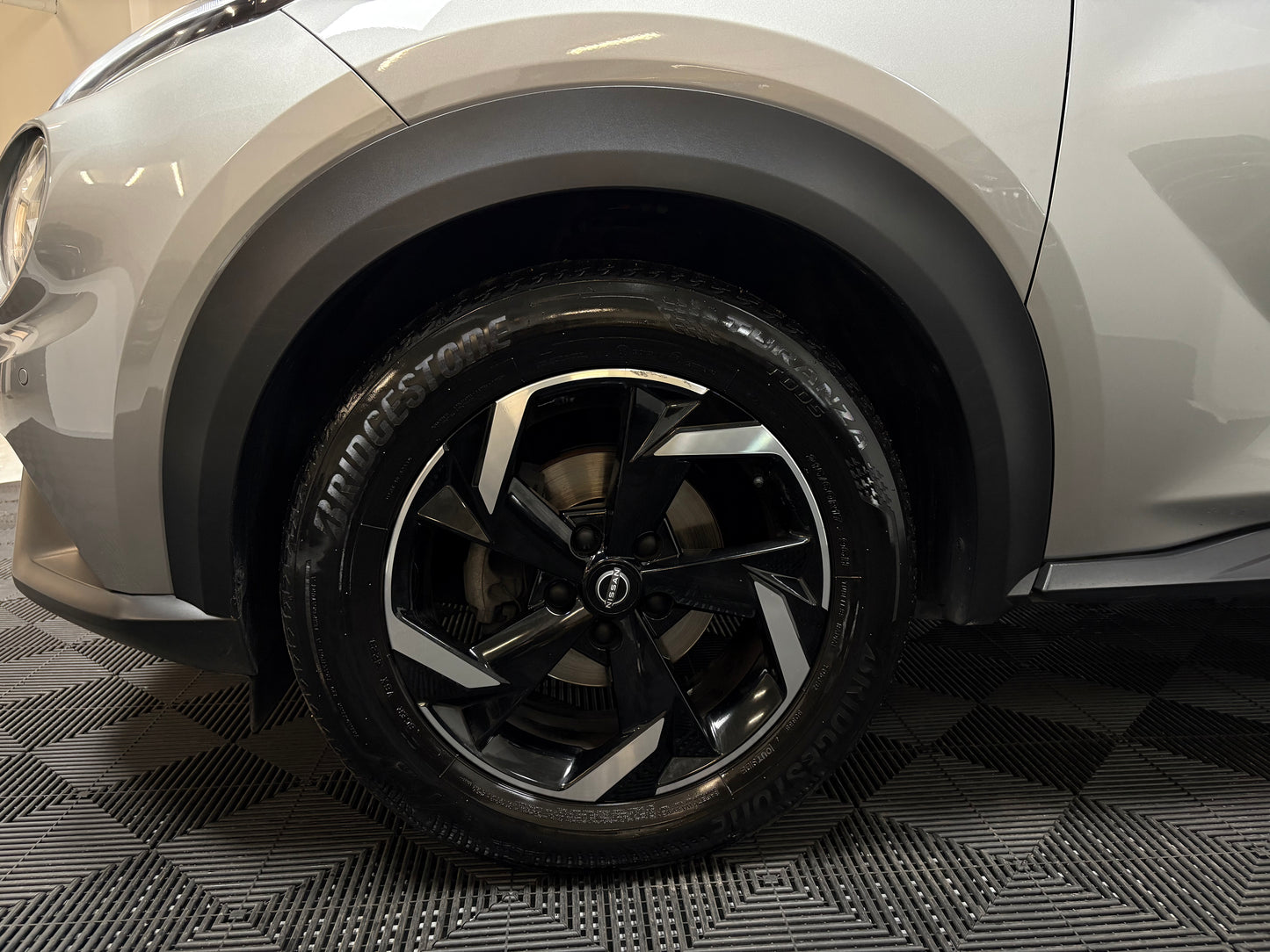 NISSAN Juke 1.0 Tekna 115cv