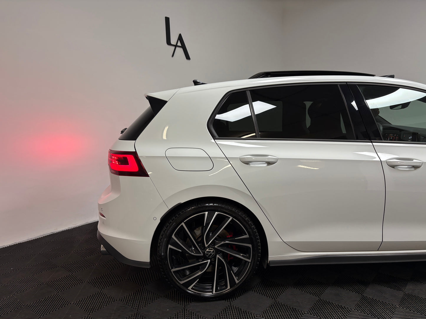 Volkswagen Golf GTI 2.0 TSI 245CV