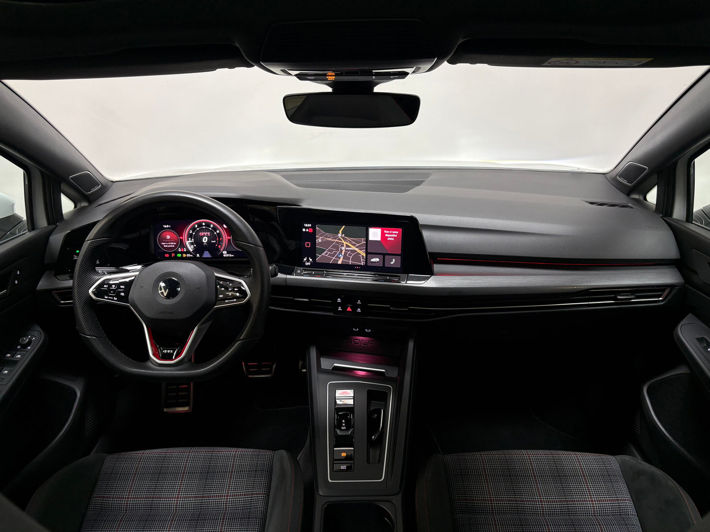 Volkswagen Golf GTI 2.0 TSI 245CV