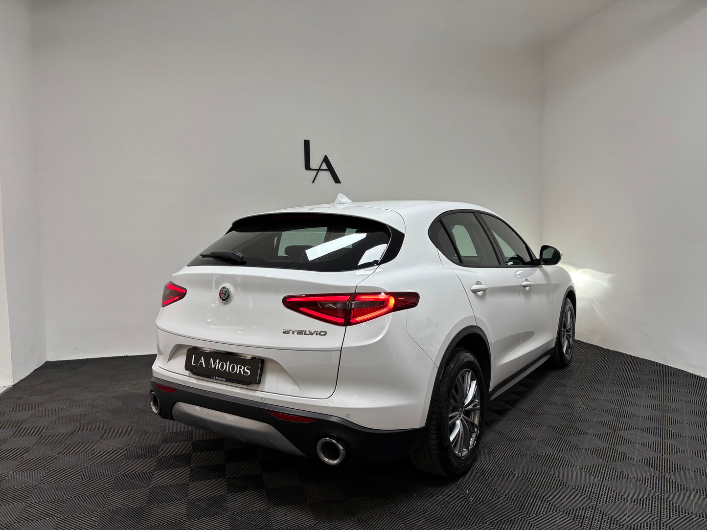 Alfa Romeo Stelvio 2.2 Executive 180cv
