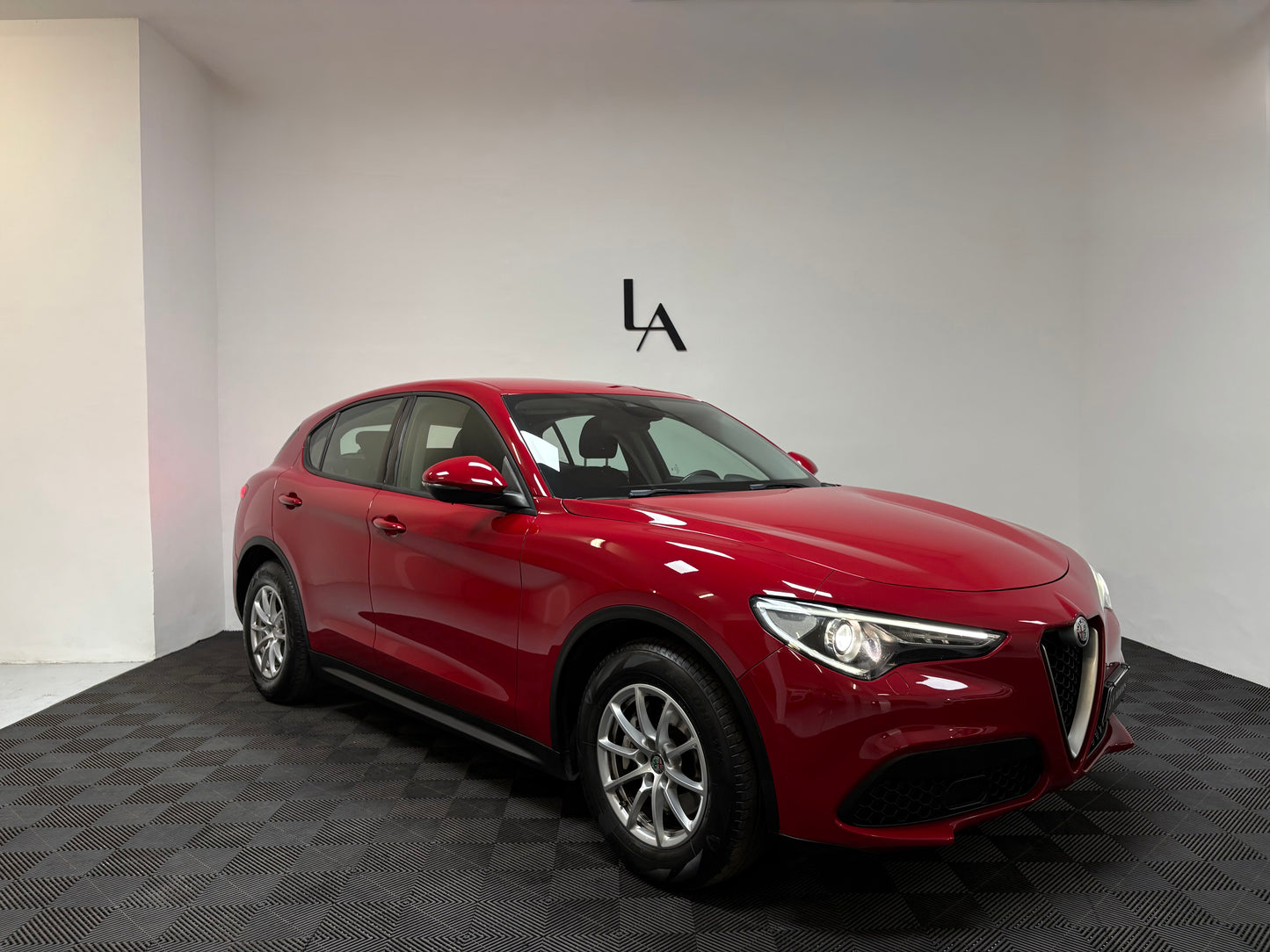 Alfa Romeo Stelvio 2.2 160cv Business