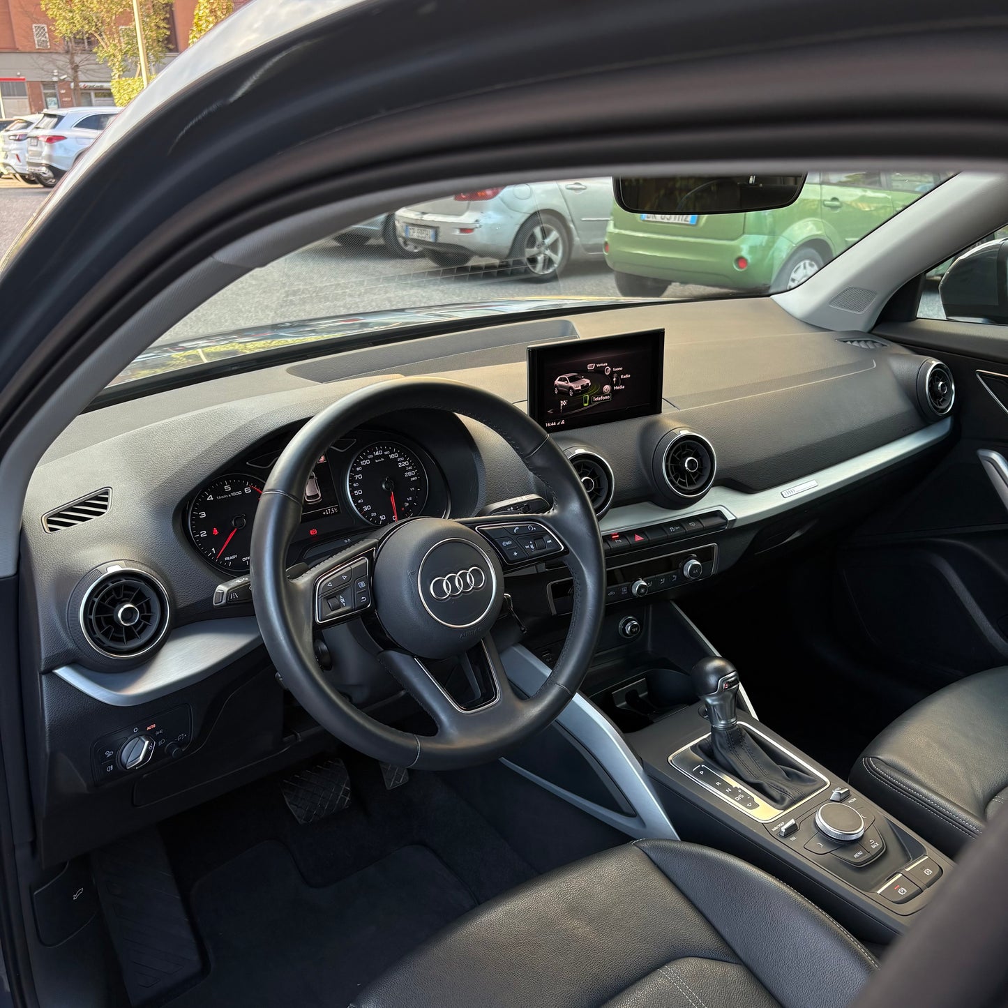 Audi Q2 1.5 Business Design Stronic 150cv
