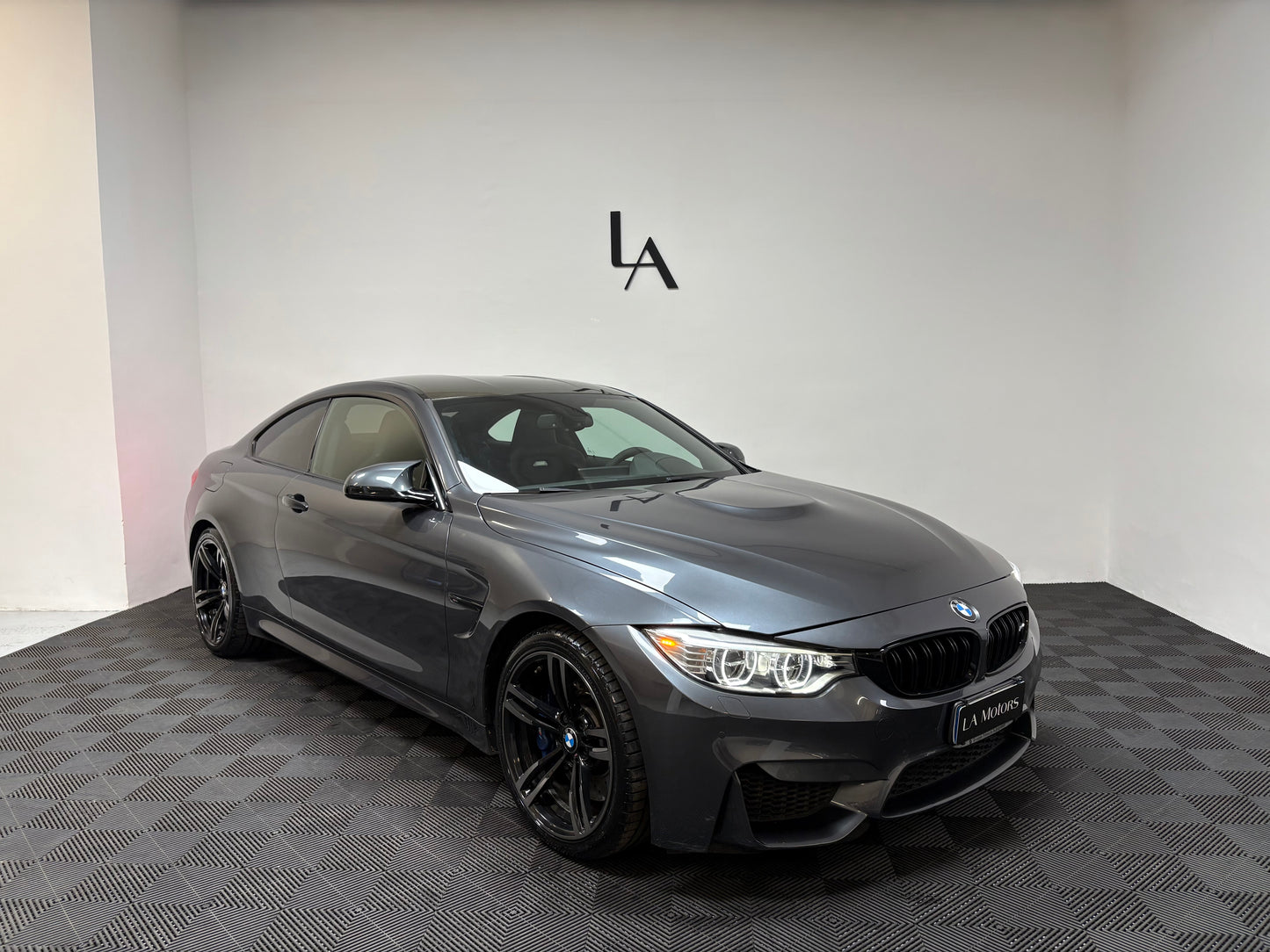 BMW M4 Coupe 431cv