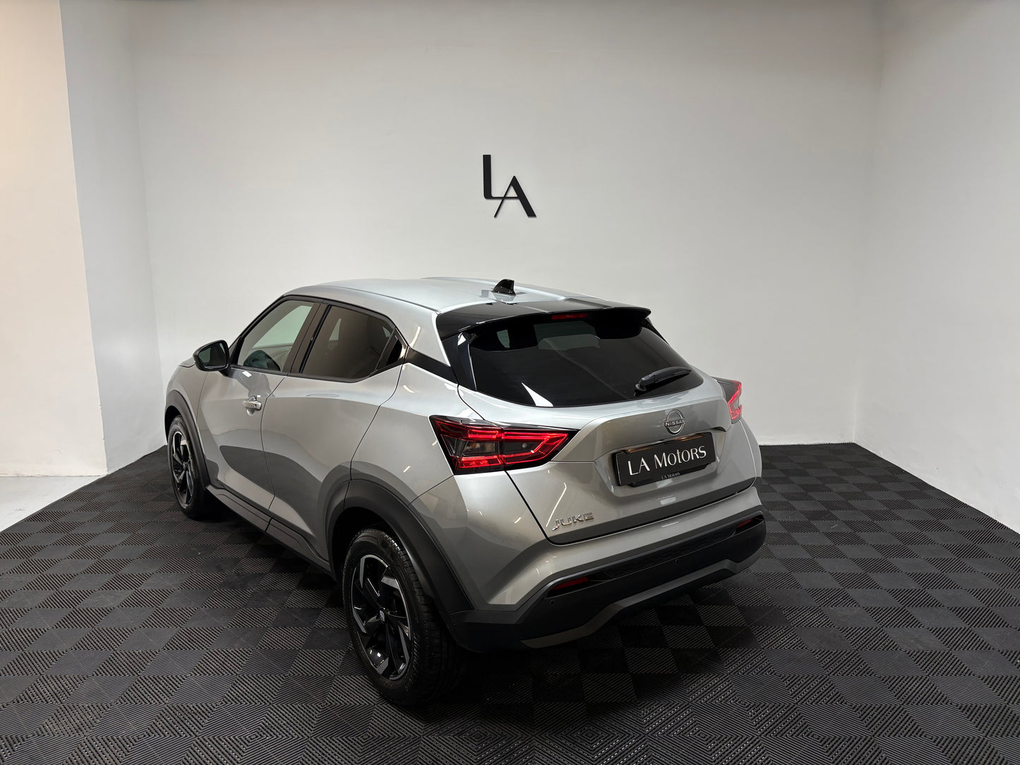 NISSAN Juke 1.0 Tekna 115cv