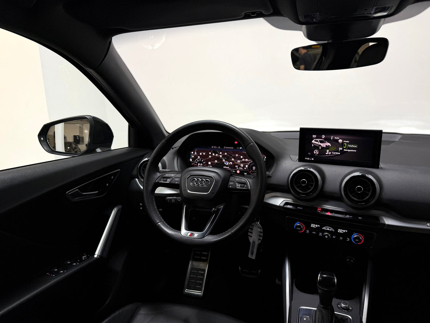 Audi Q2 35 TFSI S line Identity Black 150CV