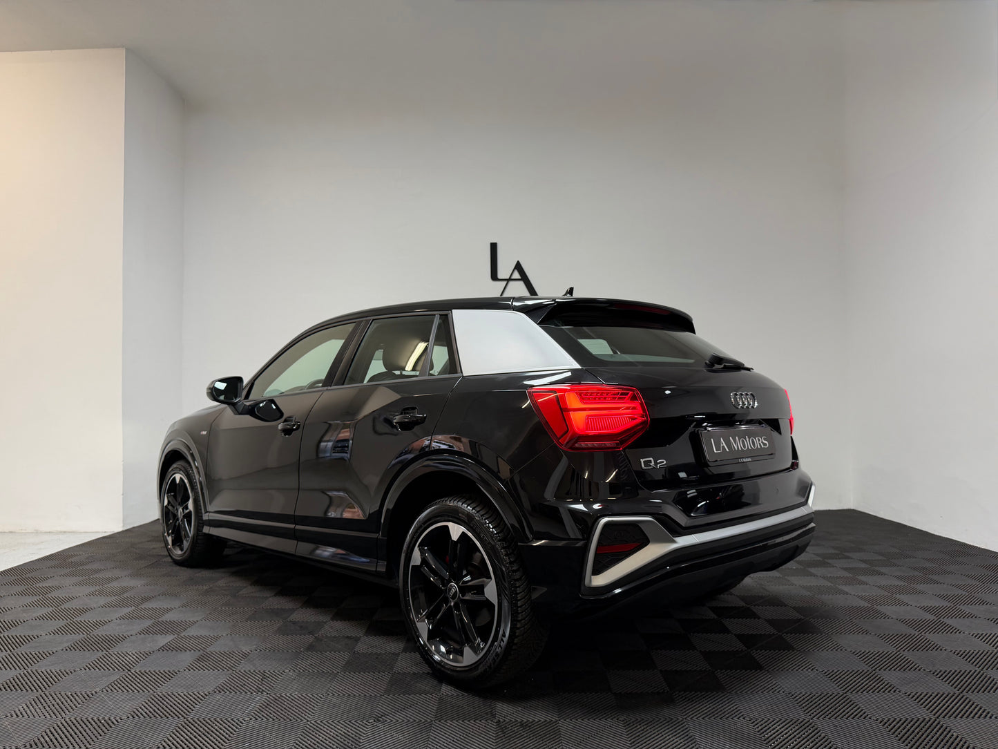 Audi Q2 35 TFSI S line Identity Black 150CV