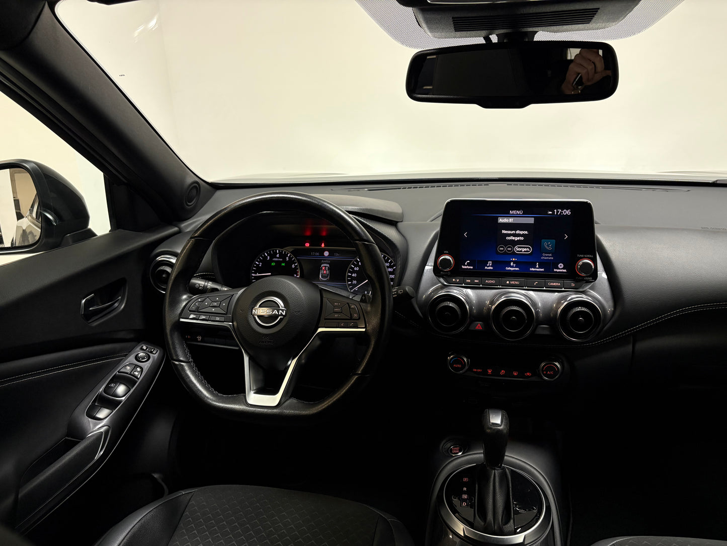 NISSAN Juke 1.0 Tekna 115cv