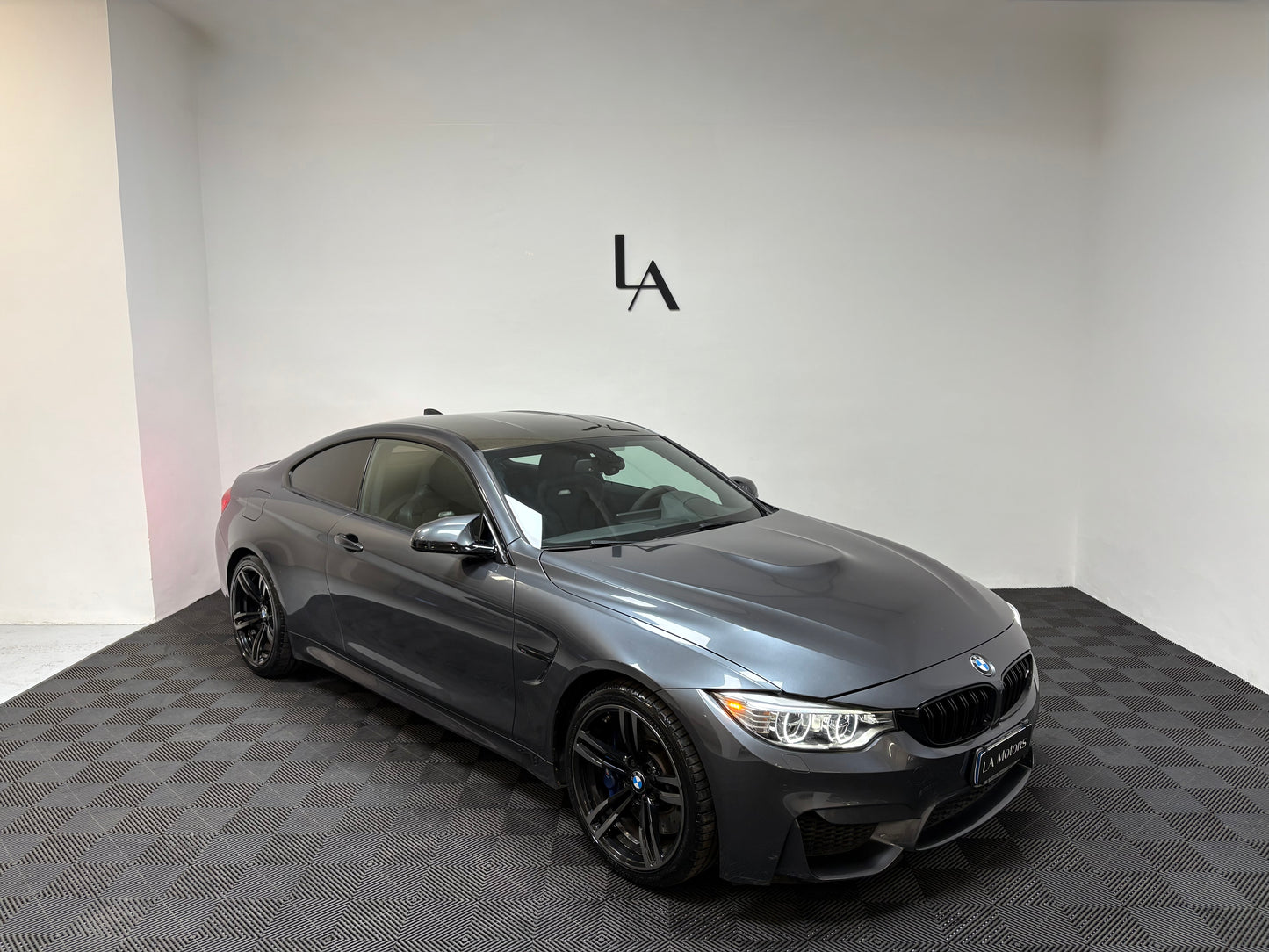 BMW M4 Coupe 431cv