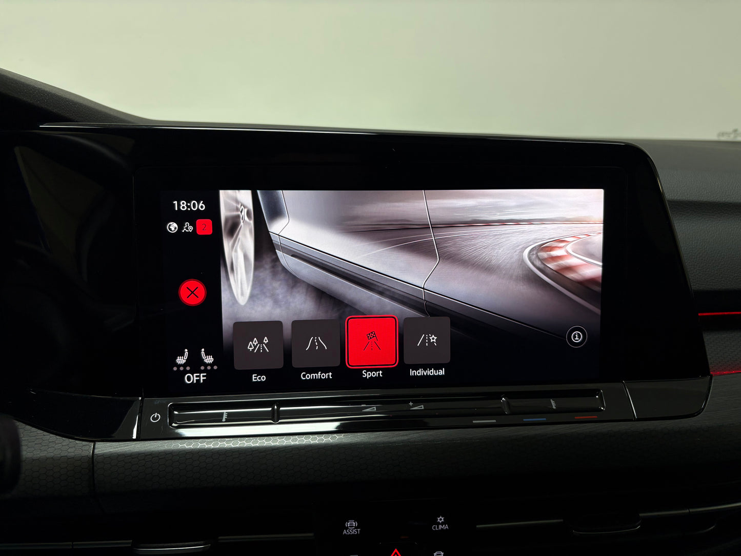 Volkswagen Golf GTI 2.0 TSI 245CV