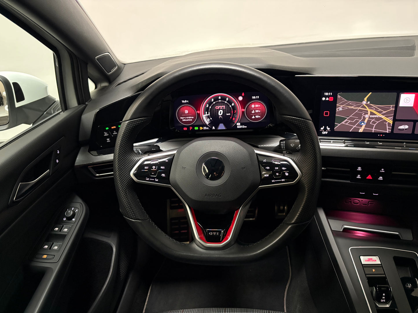 Volkswagen Golf GTI 2.0 TSI 245CV