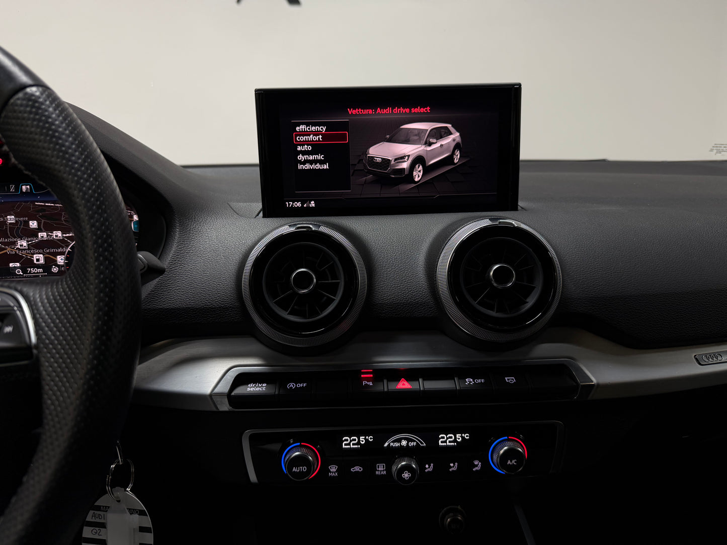 Audi Q2 35 TFSI S line Identity Black 150CV