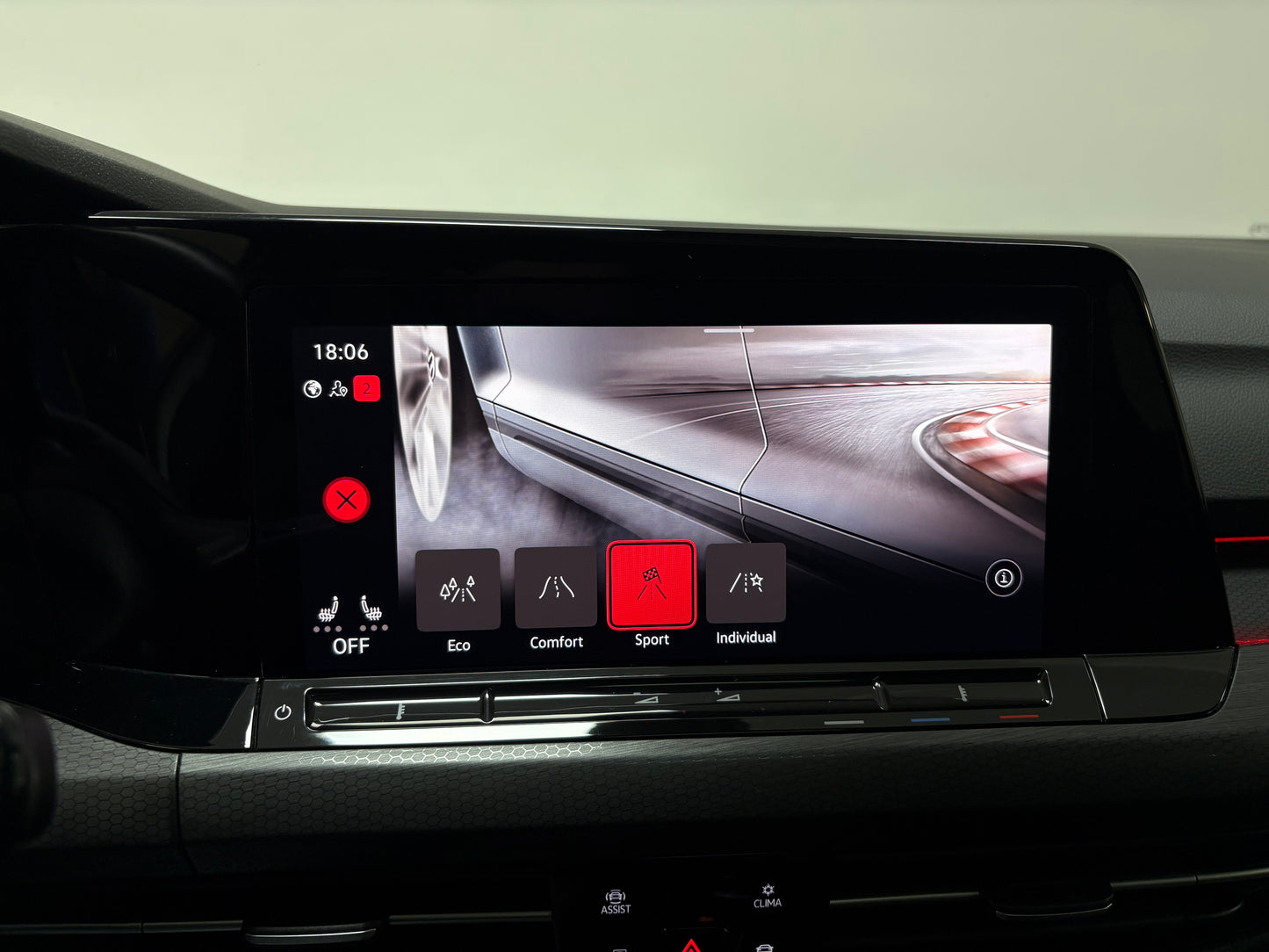 Volkswagen Golf GTI 2.0 TSI 245CV