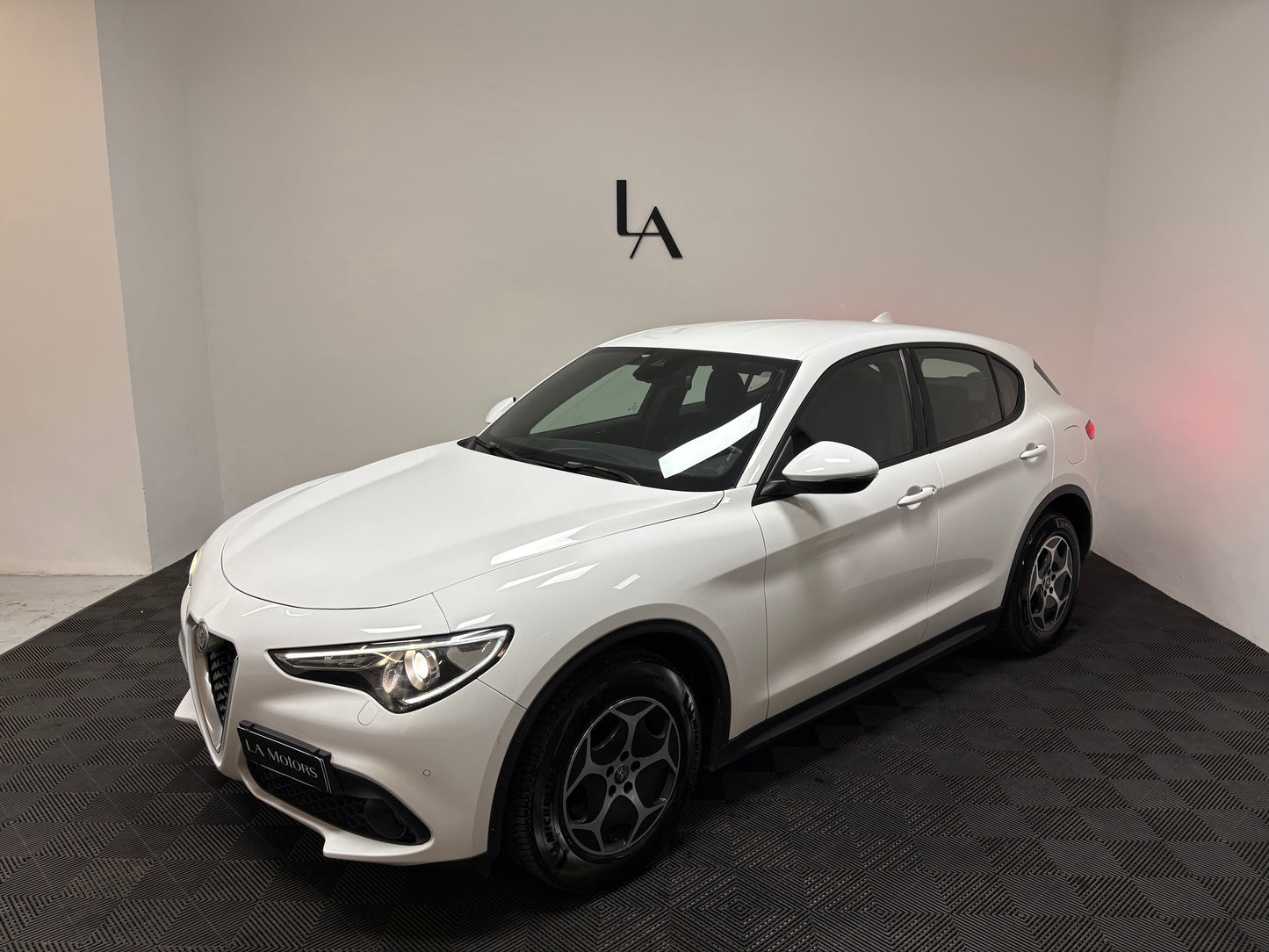 Alfa Romeo Stelvio 2.2 TD Business 160cv