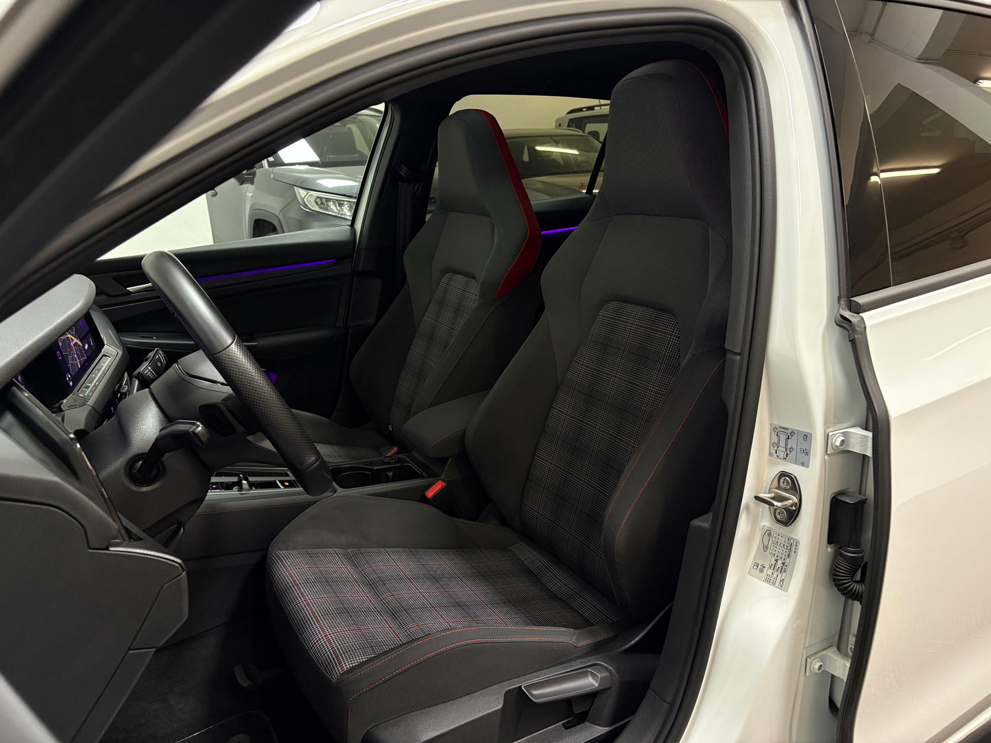Volkswagen Golf GTI 2.0 TSI 245CV