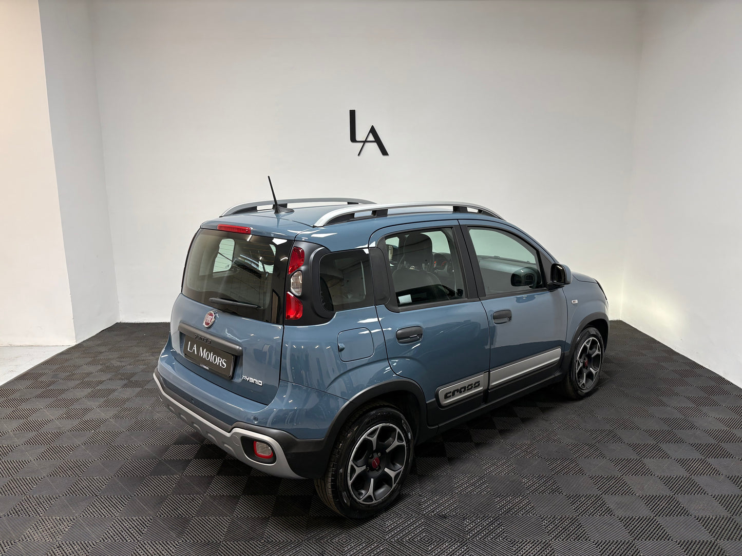 Fiat Panda 1.0 FireFly S&S Hybrid City Cross 70cv