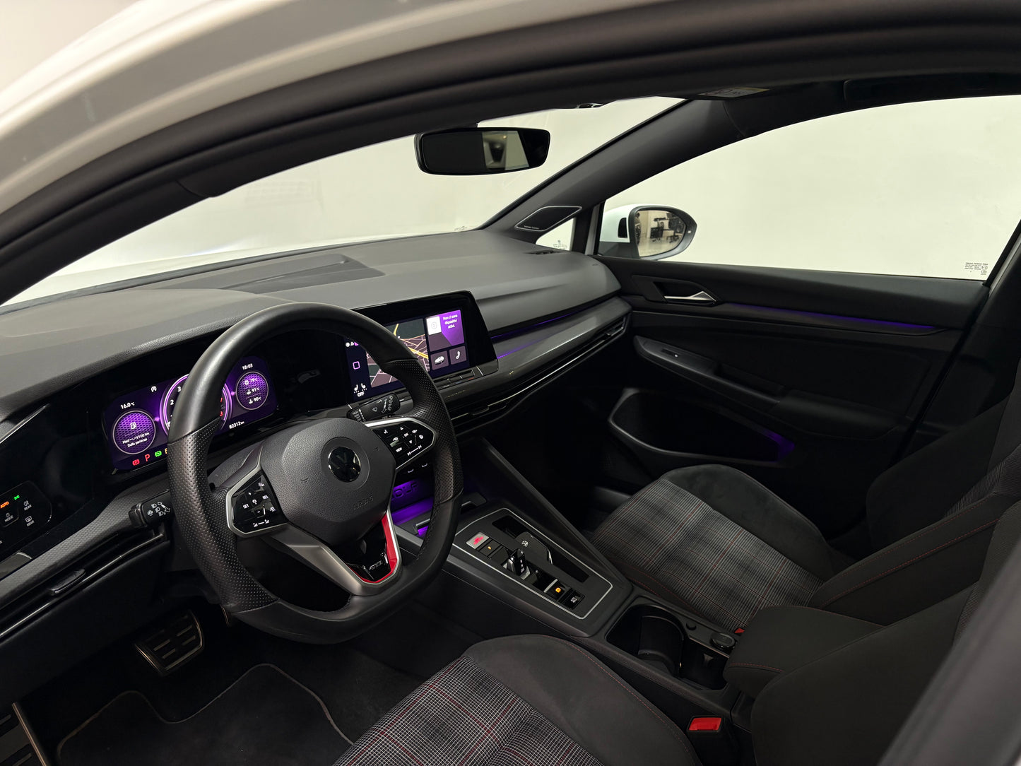 Volkswagen Golf GTI 2.0 TSI 245CV