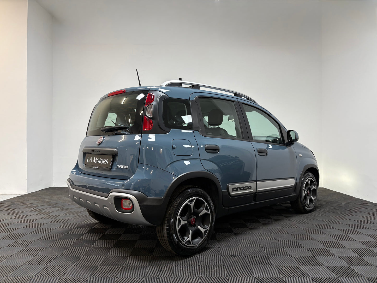 Fiat Panda 1.0 FireFly S&S Hybrid City Cross 70cv