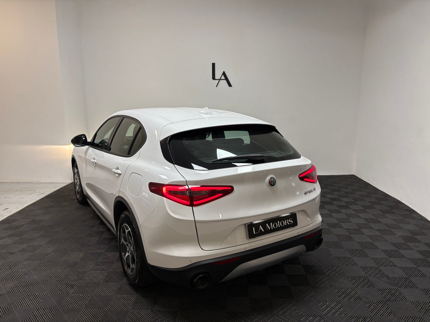 Alfa Romeo Stelvio 2.2 TD Business 160cv