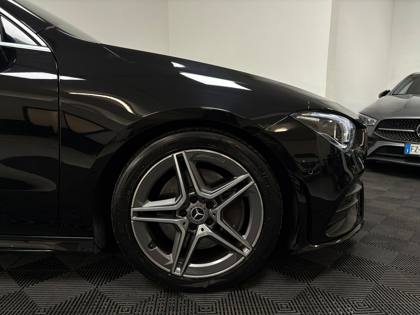 Mercedes-Benz CLA 200d Shooting Brake Premium AMG 150CV