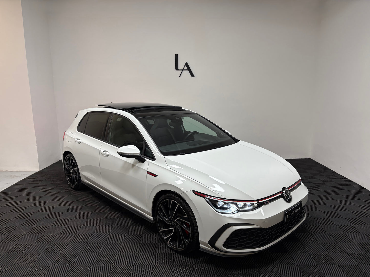 Volkswagen Golf GTI 2.0 TSI 245CV