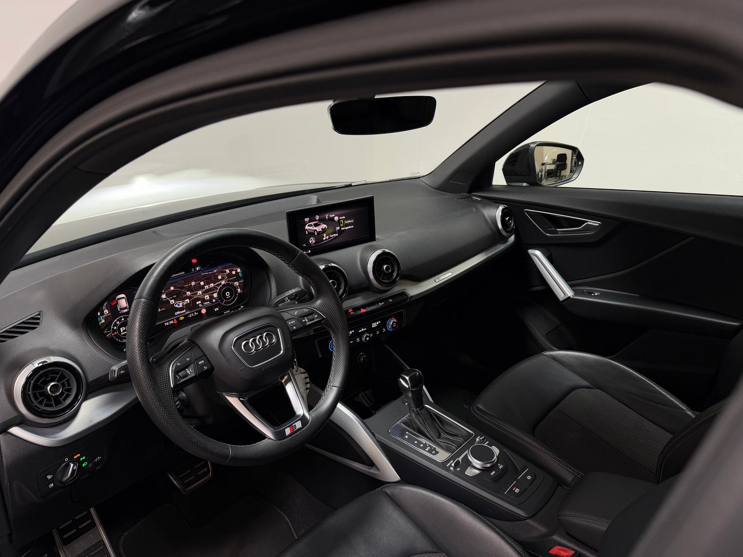 Audi Q2 35 TFSI S line Identity Black 150CV