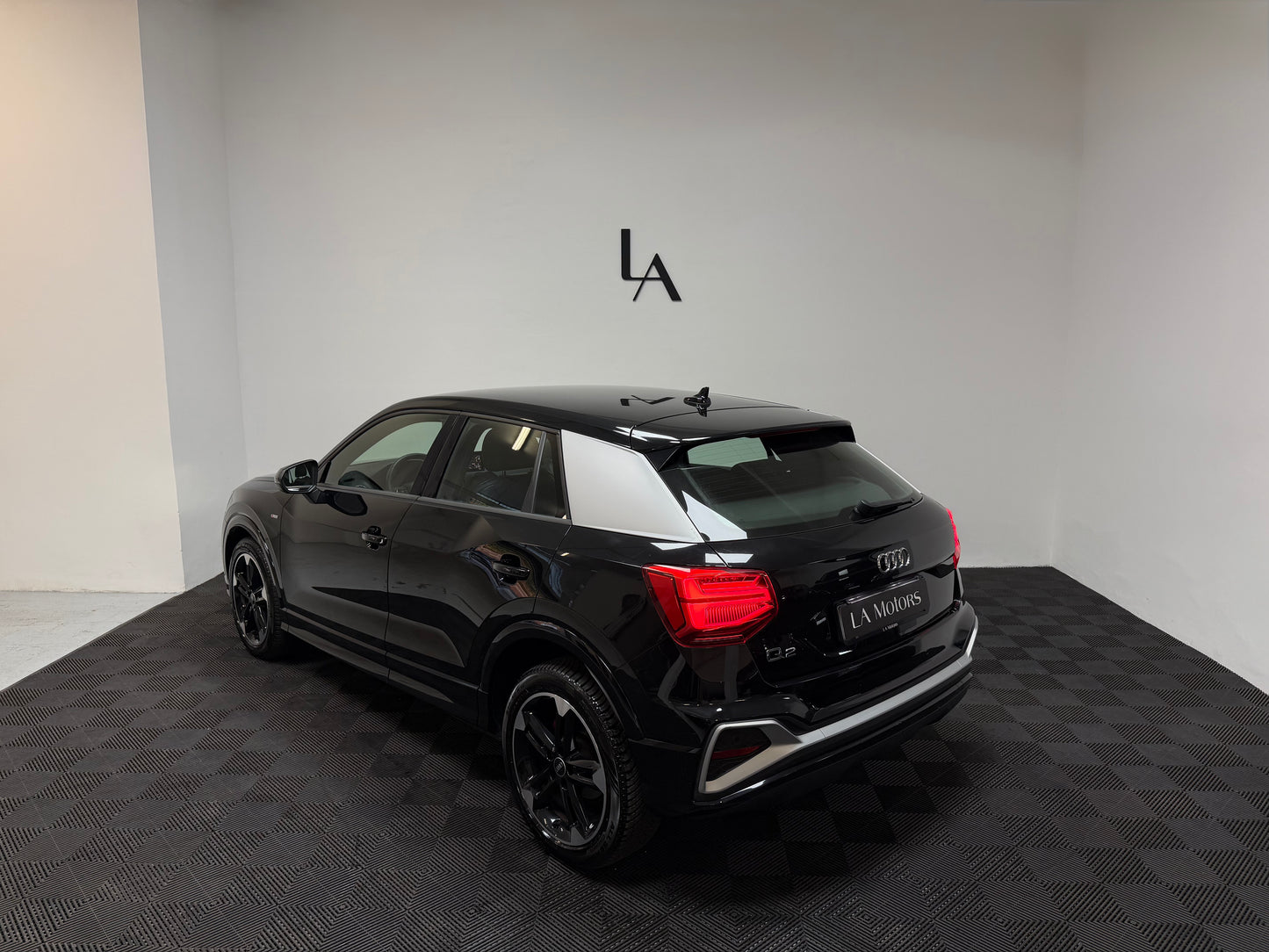Audi Q2 35 TFSI S line Identity Black 150CV