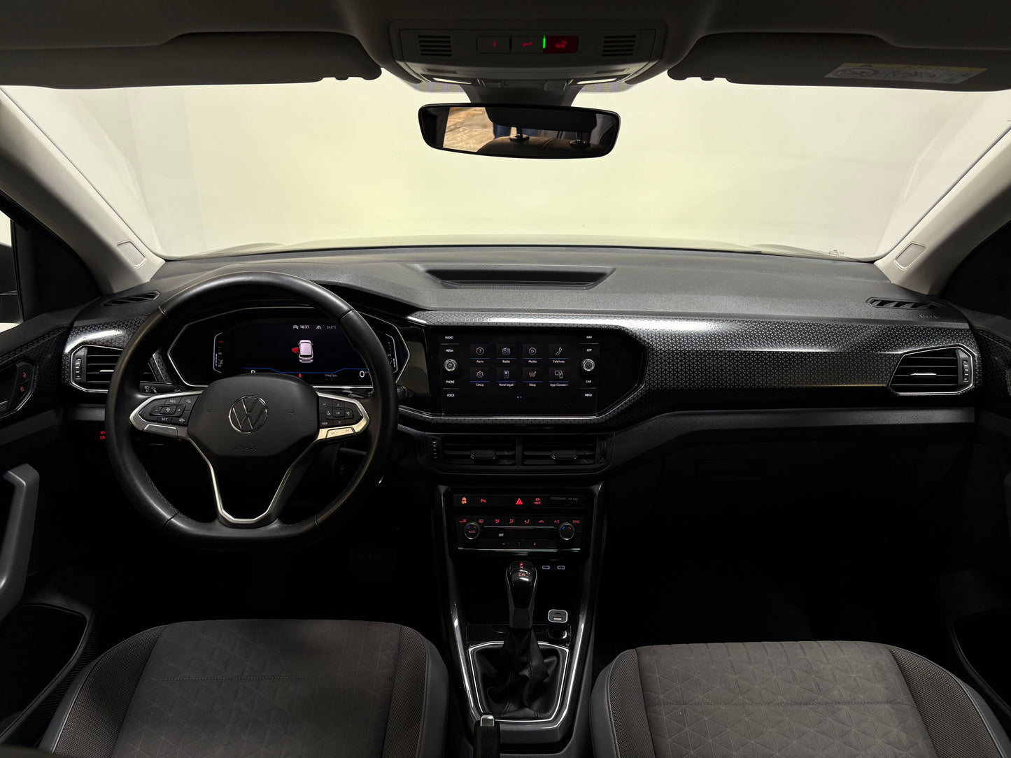 VOLKSWAGEN T-CROSS Advanced 110cv
