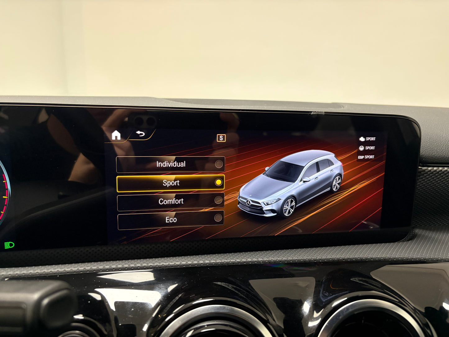 Mercedes A180 Sport 136cv