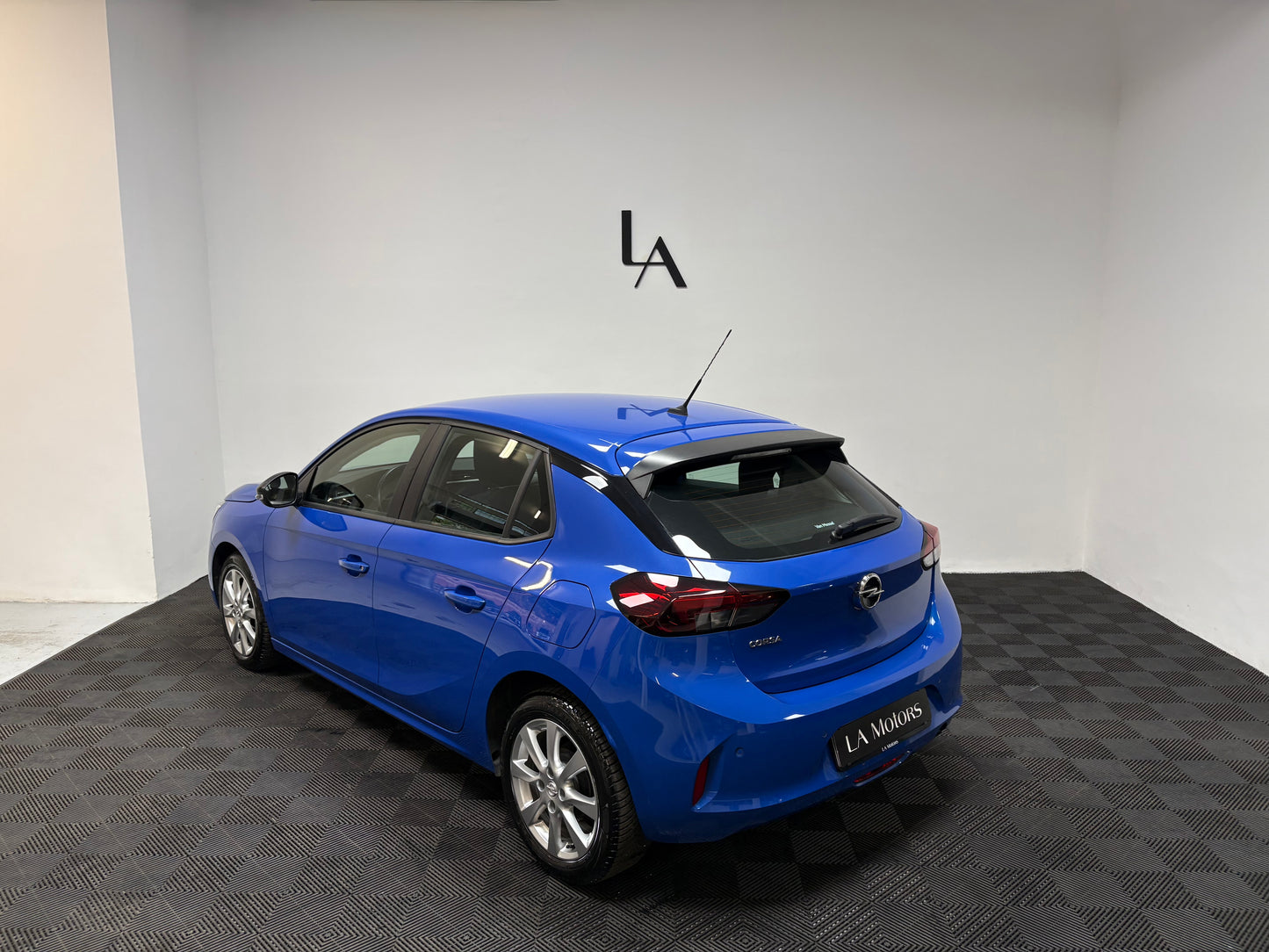 Opel Corsa 1.2 Edition 75CV
