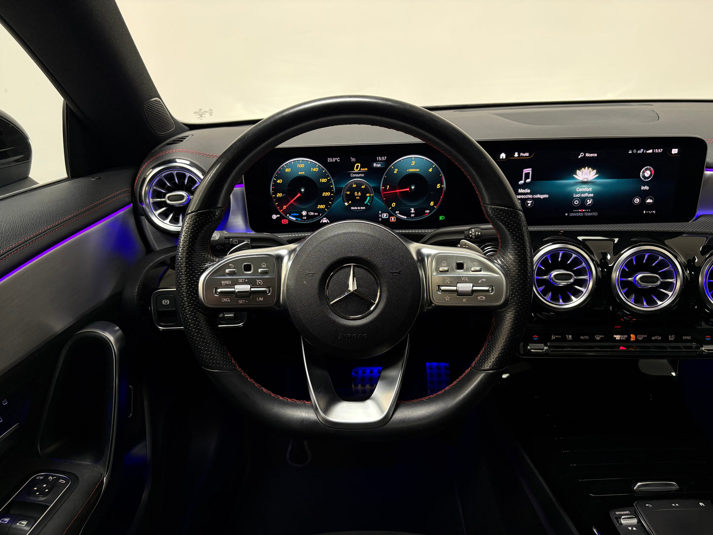 Mercedes-Benz CLA 200d Shooting Brake Premium AMG 150CV
