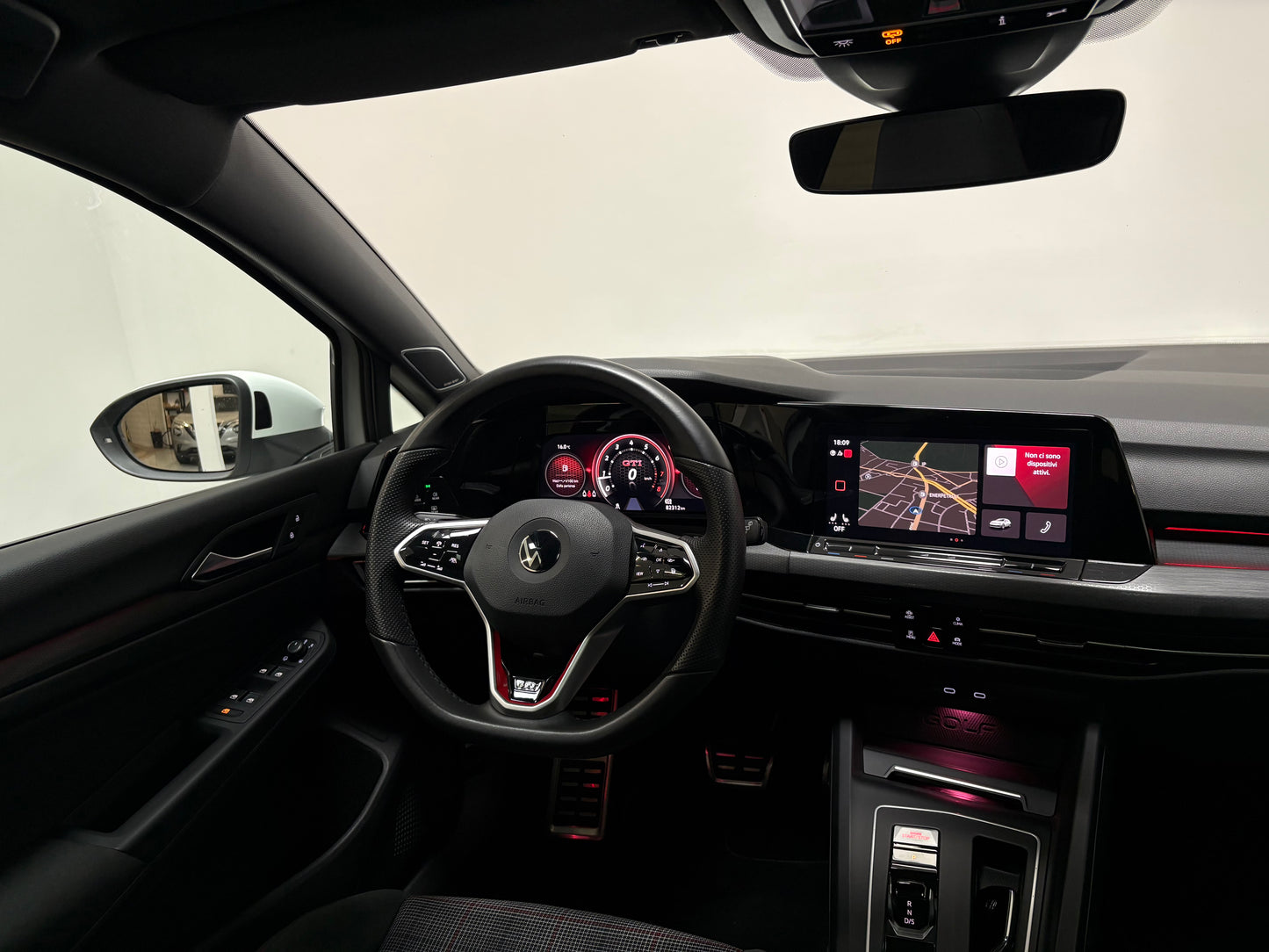 Volkswagen Golf GTI 2.0 TSI 245CV
