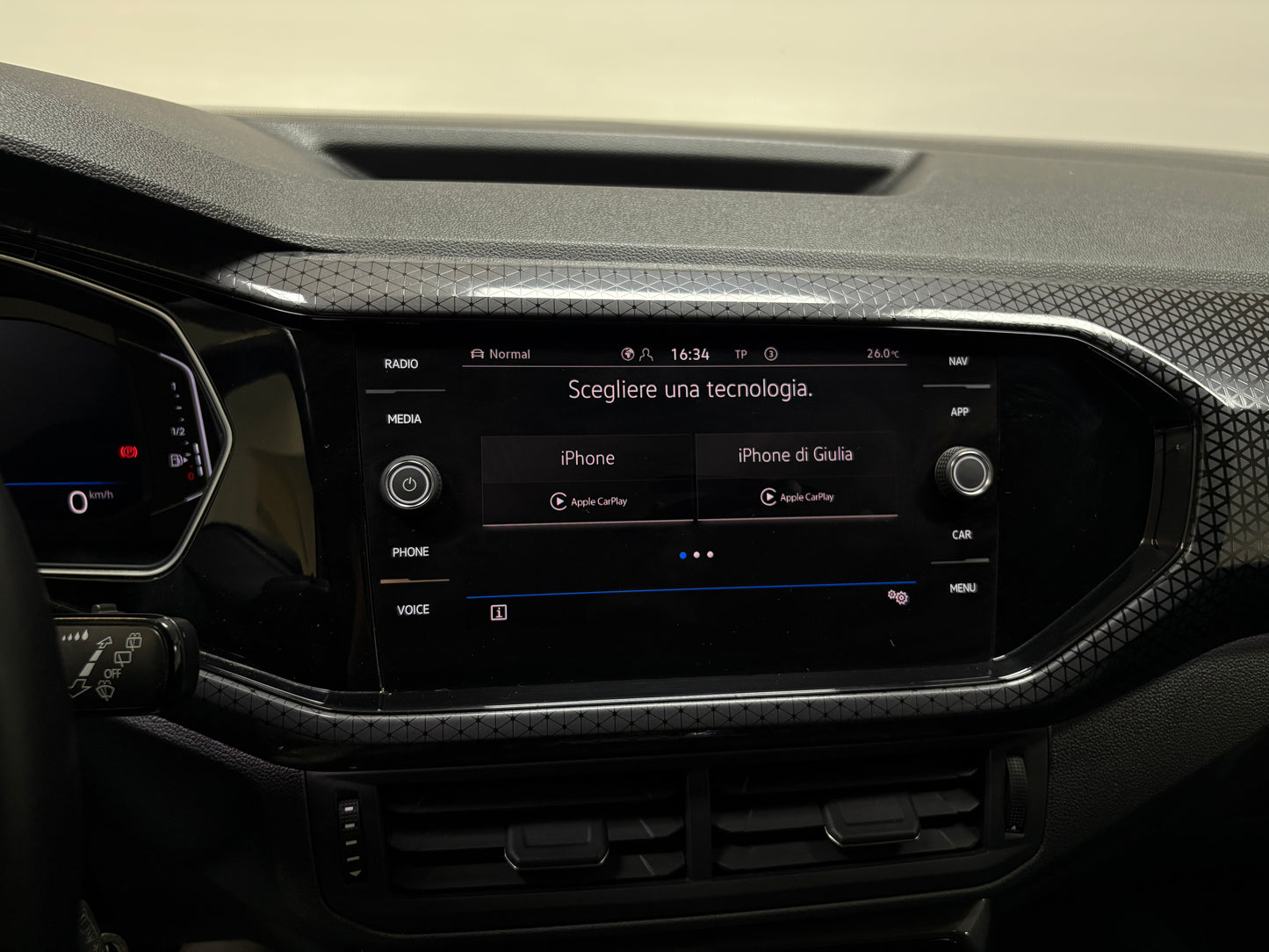 VOLKSWAGEN T-CROSS Advanced 110cv