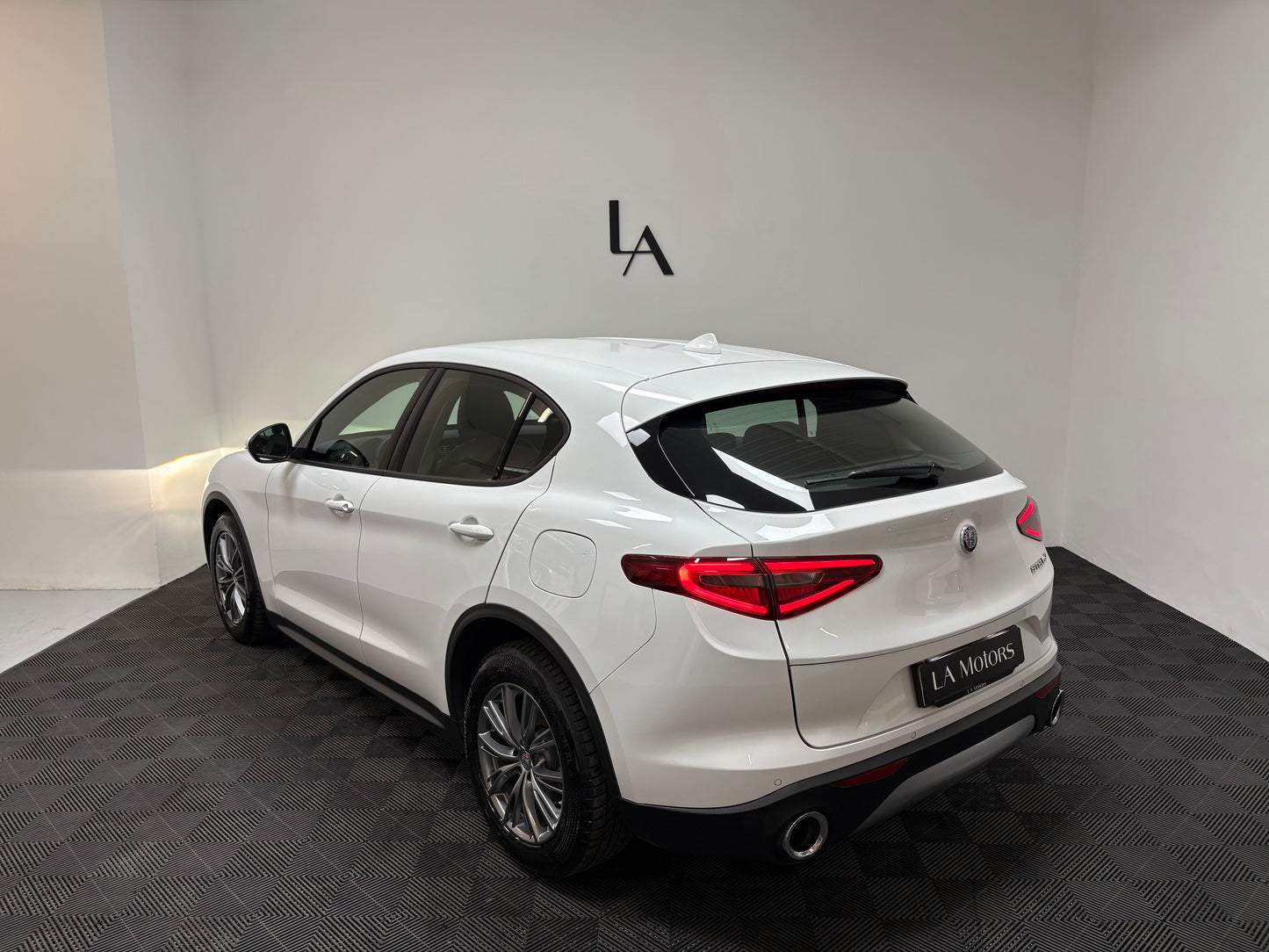 Alfa Romeo Stelvio 2.2 Executive 180cv
