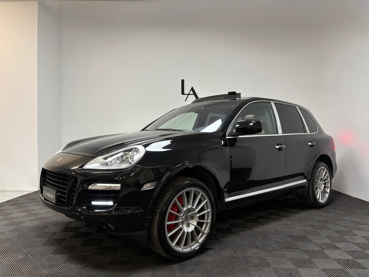 Porsche Cayenne Turbo 4.0 V8 500cv